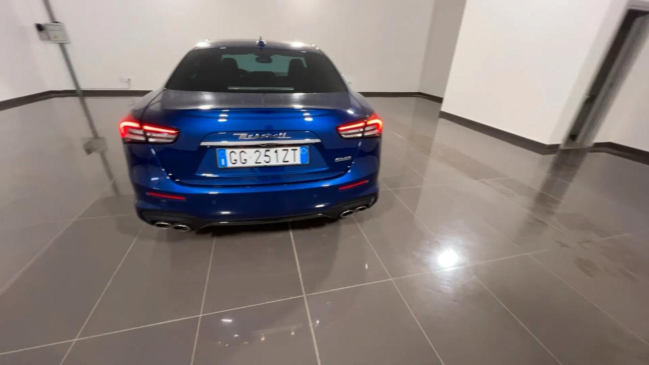 Maserati Ghibli 330 CV MHEV Executive