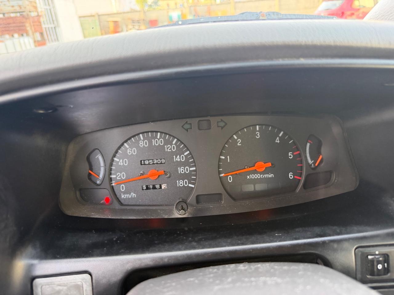 Mitsubishi L200 2.5 TDI 4WD Club Cab Pick-up GLS