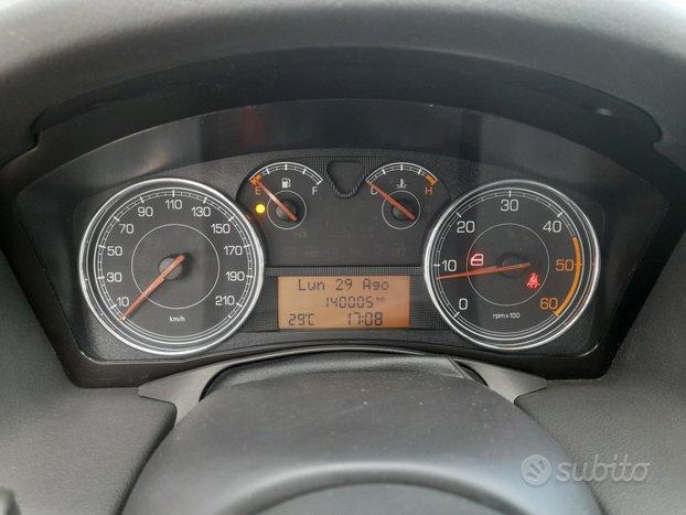 FIAT Croma 1.9 mjt 120cv Dynamic 140.000km- 2008