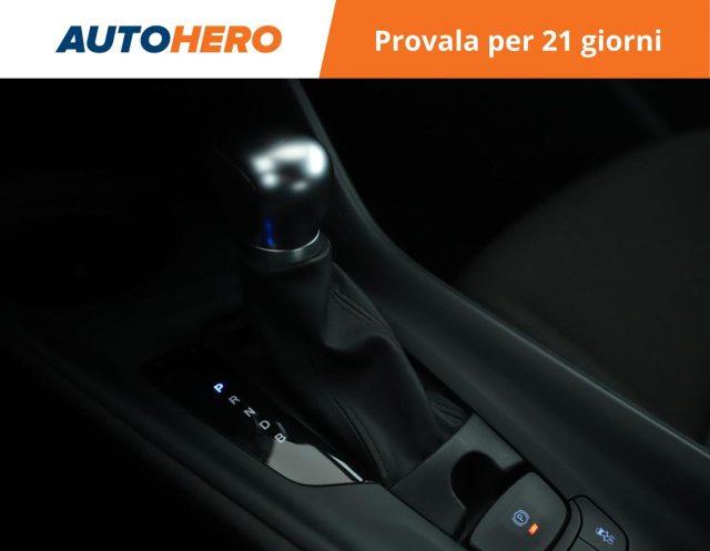 TOYOTA C-HR 1.8 Hybrid E-CVT Business