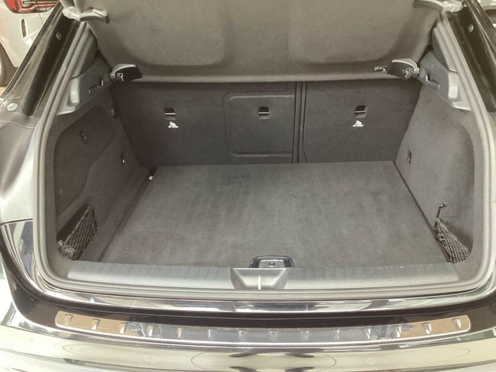 Mercedes GLA 180 180 Sport 7G-DCT