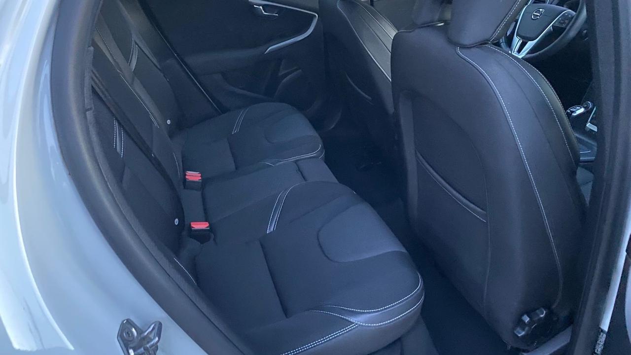 Volvo V40 D2 Business Plus