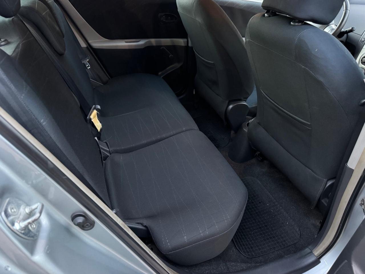 Toyota Yaris 1.4 D-4D 5 porte Sol