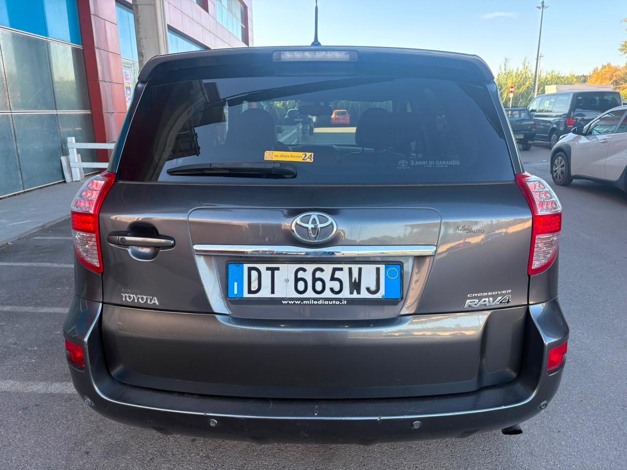 Toyota RAV 4 RAV4 2.2 D-4D 150 CV DPF Luxury automatico
