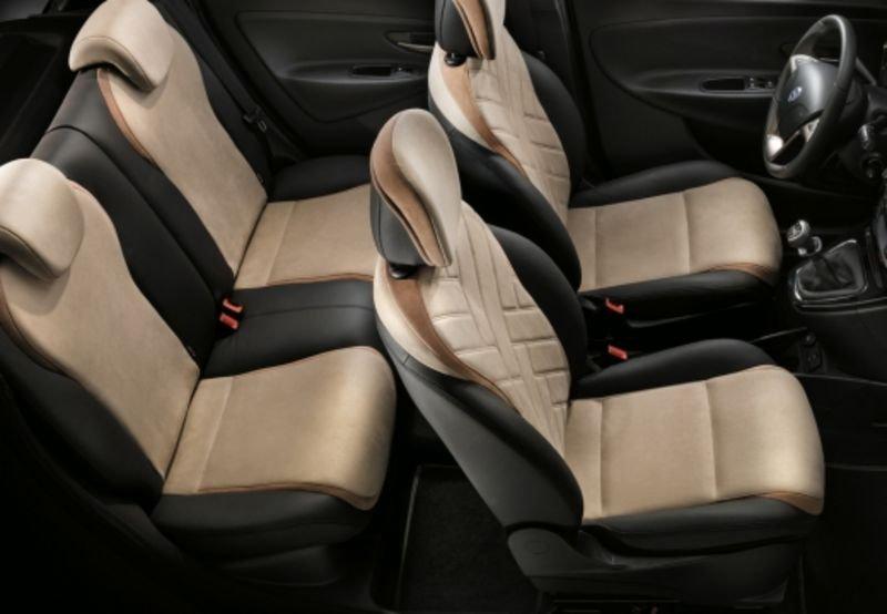 Lancia Ypsilon III 2015 1.0 firefly hybrid Silver s&s 70cv