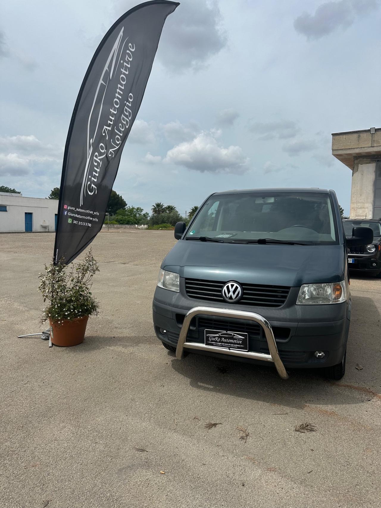Volkswagen T5 Caravelle 2.5 TDI 8 posti