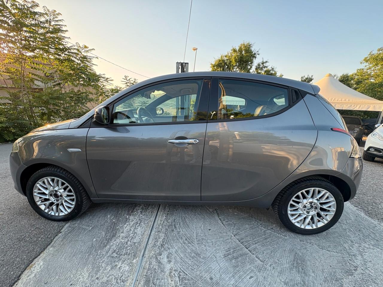 Lancia Ypsilon Gold 1.3 Multijet 5 Porte