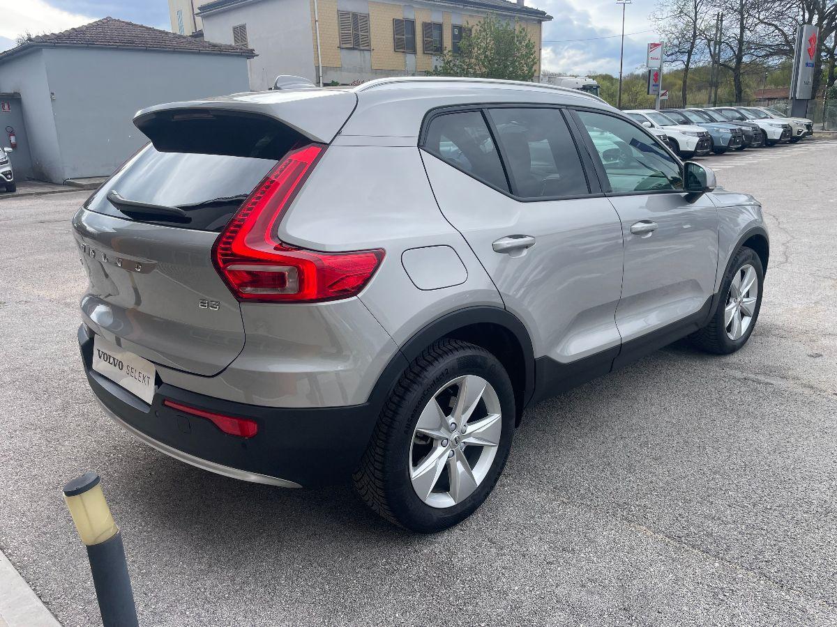 VOLVO - XC40 - B3 automatico Core