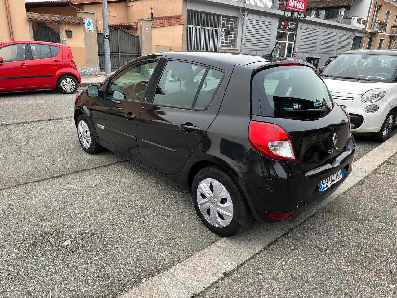 Renault Clio 1.2 16V 5 porte GPL Dynamique