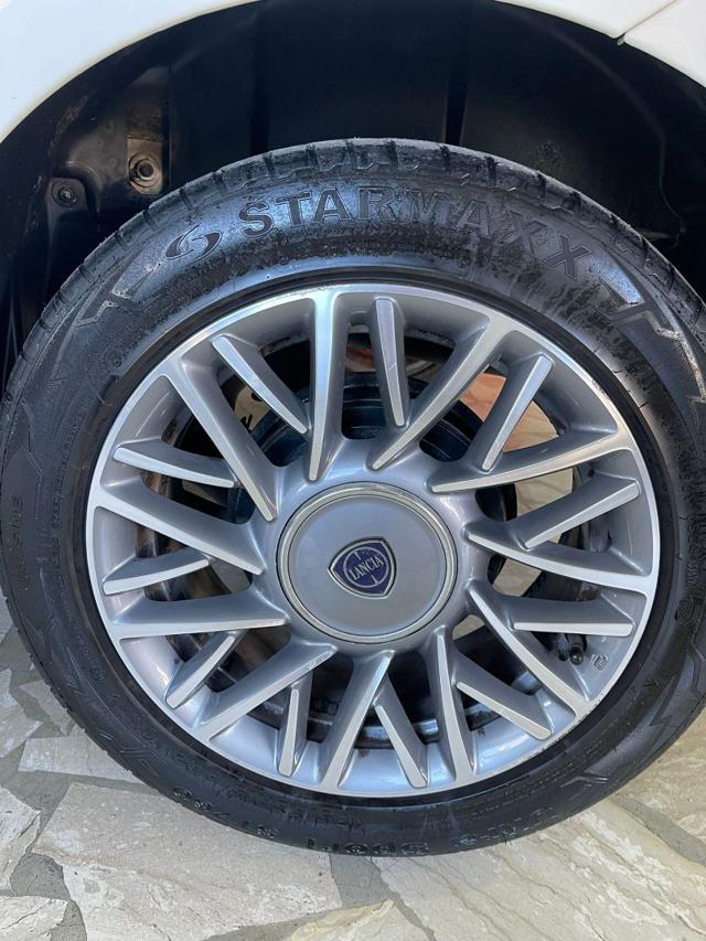 LANCIA Ypsilon 0.9 TwinAir 85 CV 5 porte S&S DFN Gold