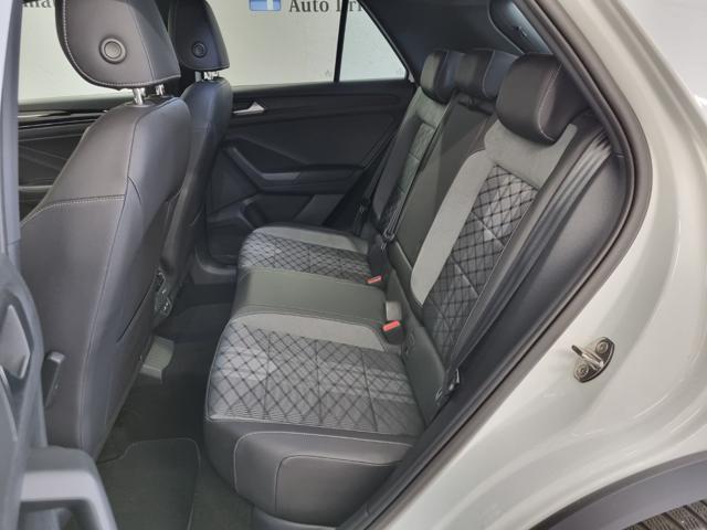 VOLKSWAGEN T-Roc 1.5 TSI ACT DSG R-Line