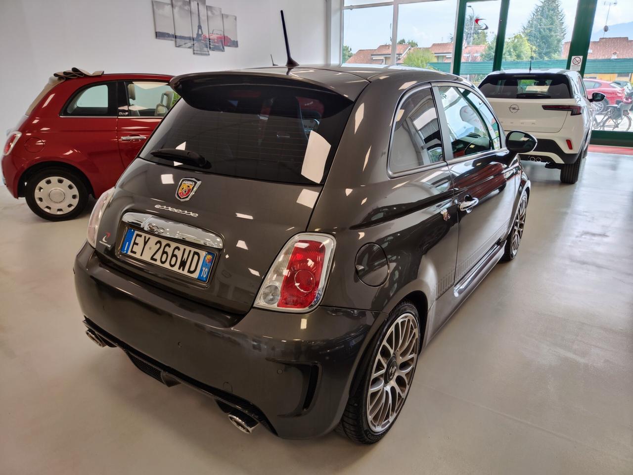 Abarth 500 1.4 Turbo T-Jet Custom 135cv