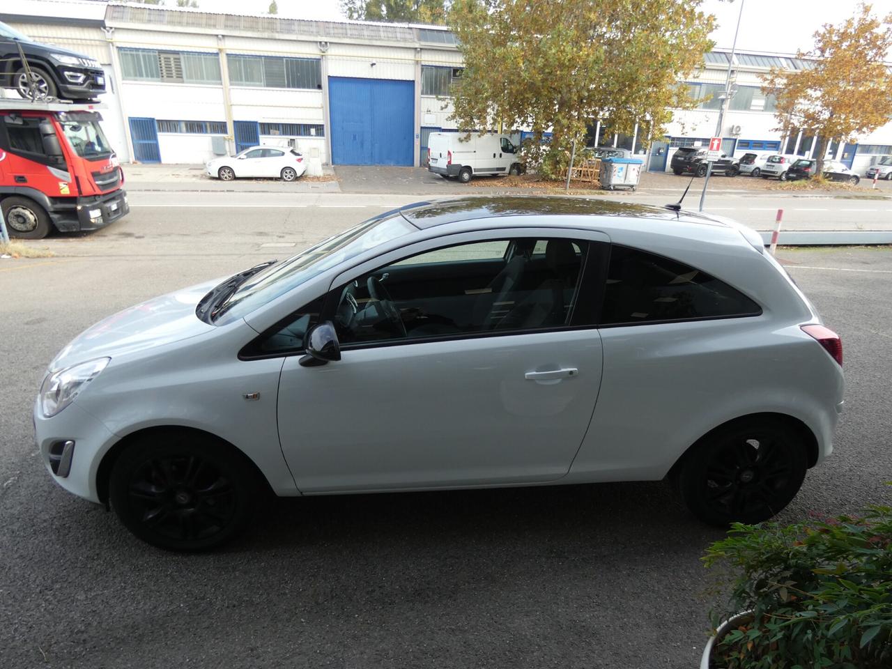 OPEL Corsa 4ª serie Corsa 1.2 3 porte b-color