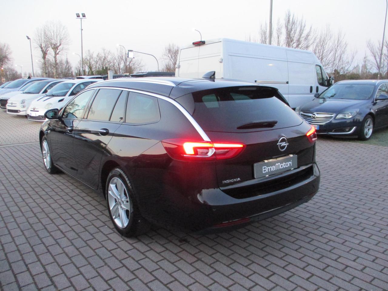 Opel Insignia Sports Tourer 1.6 cdti ecotec Business s&s 136cv auto Matrix/CarPlay