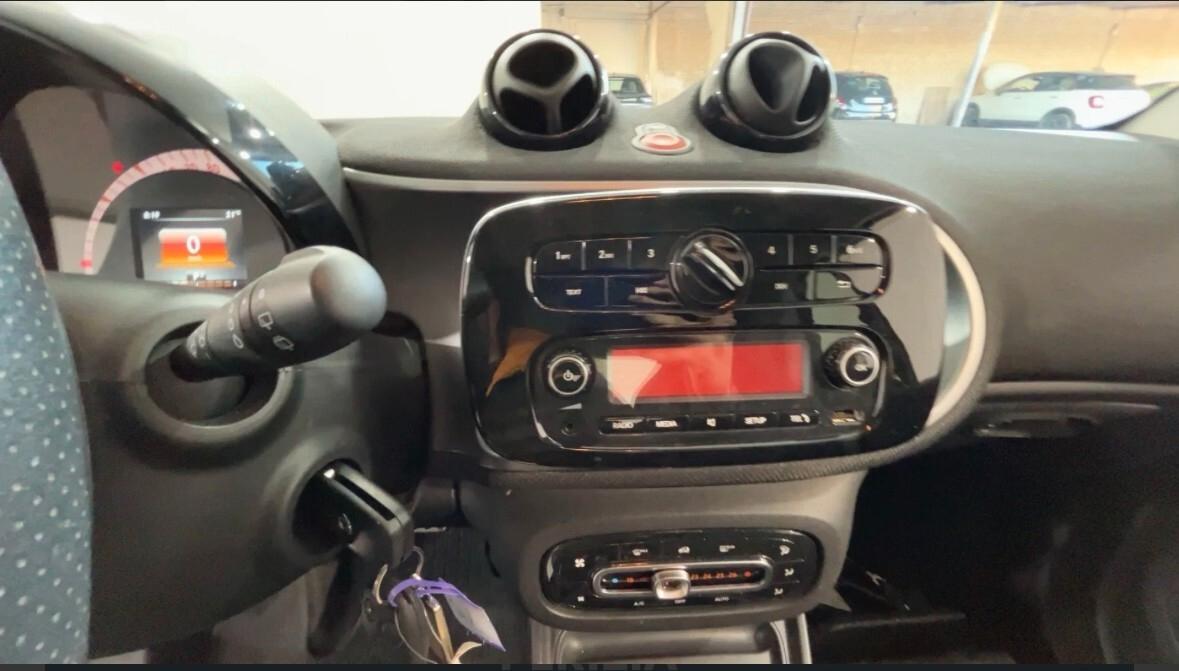Smart ForTwo 70 1.0 twinamic Superpassion '19