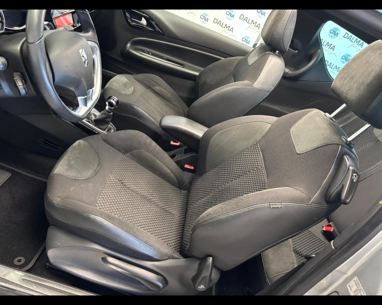 CITROEN DS3 Cabrio - DS3 Cabrio 1.6 e-hdi airdream Sport Chic etg6 (