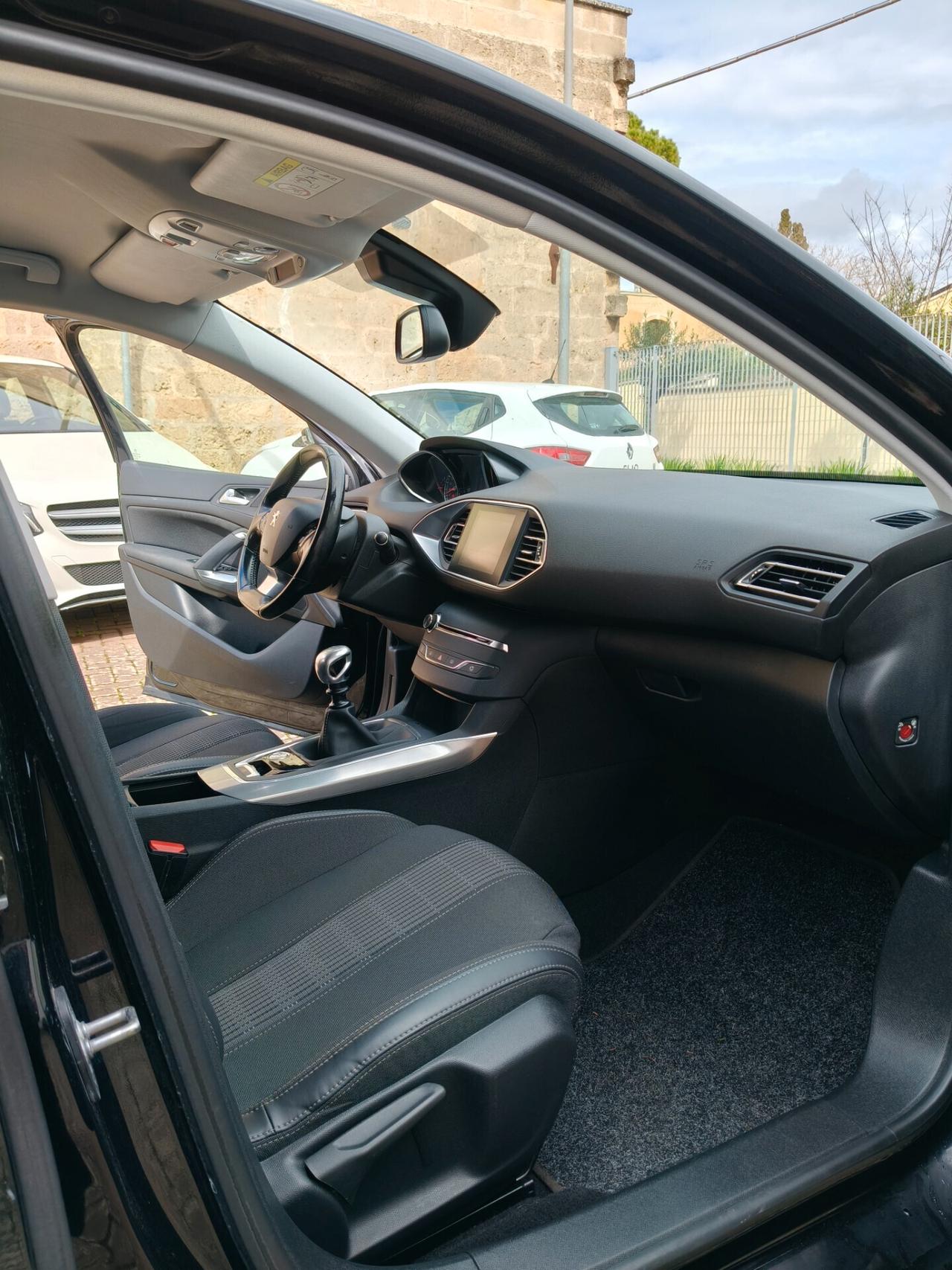 Peugeot 308 BlueHDi 120 S&S EAT6 GT Line