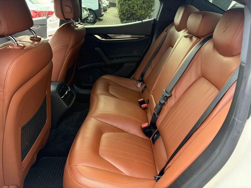 Maserati Ghibli 3.0 V6 ds 250cv auto my16 E6