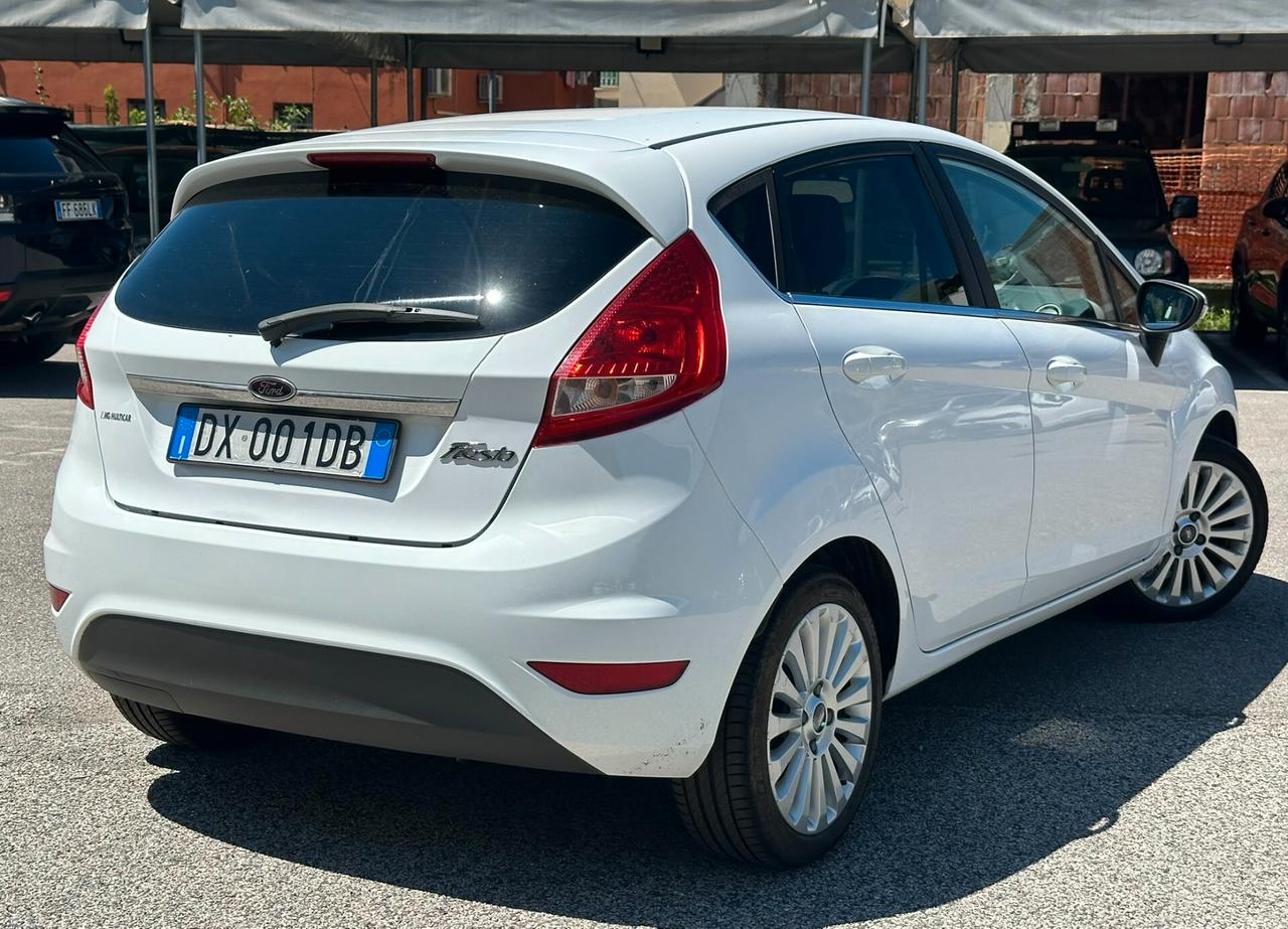 Ford Fiesta 1.4 5 porte Bz.- GPL Titanium
