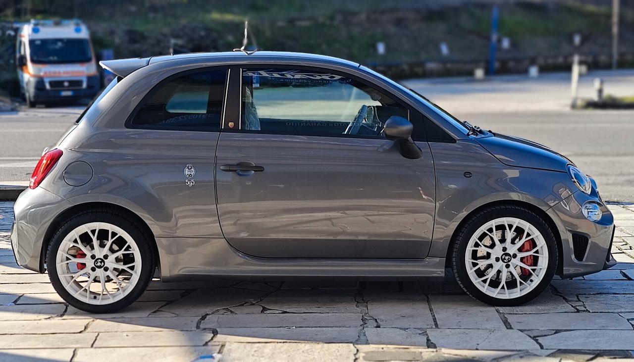ABARTH 595 1.4 T-JET 180 CV COMPETIZIONE 70° ANNIVERSARIO