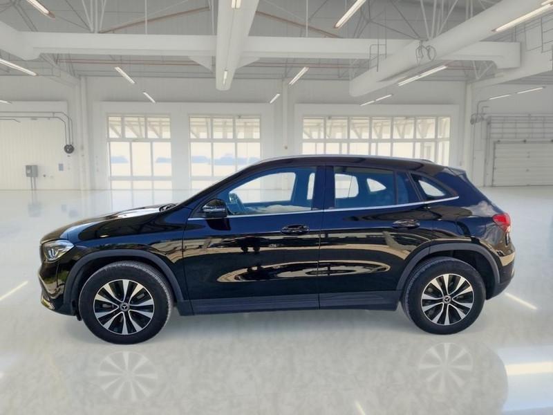 MERCEDES-BENZ GLA 250 Automatic EQ-POWER Bus Extra
