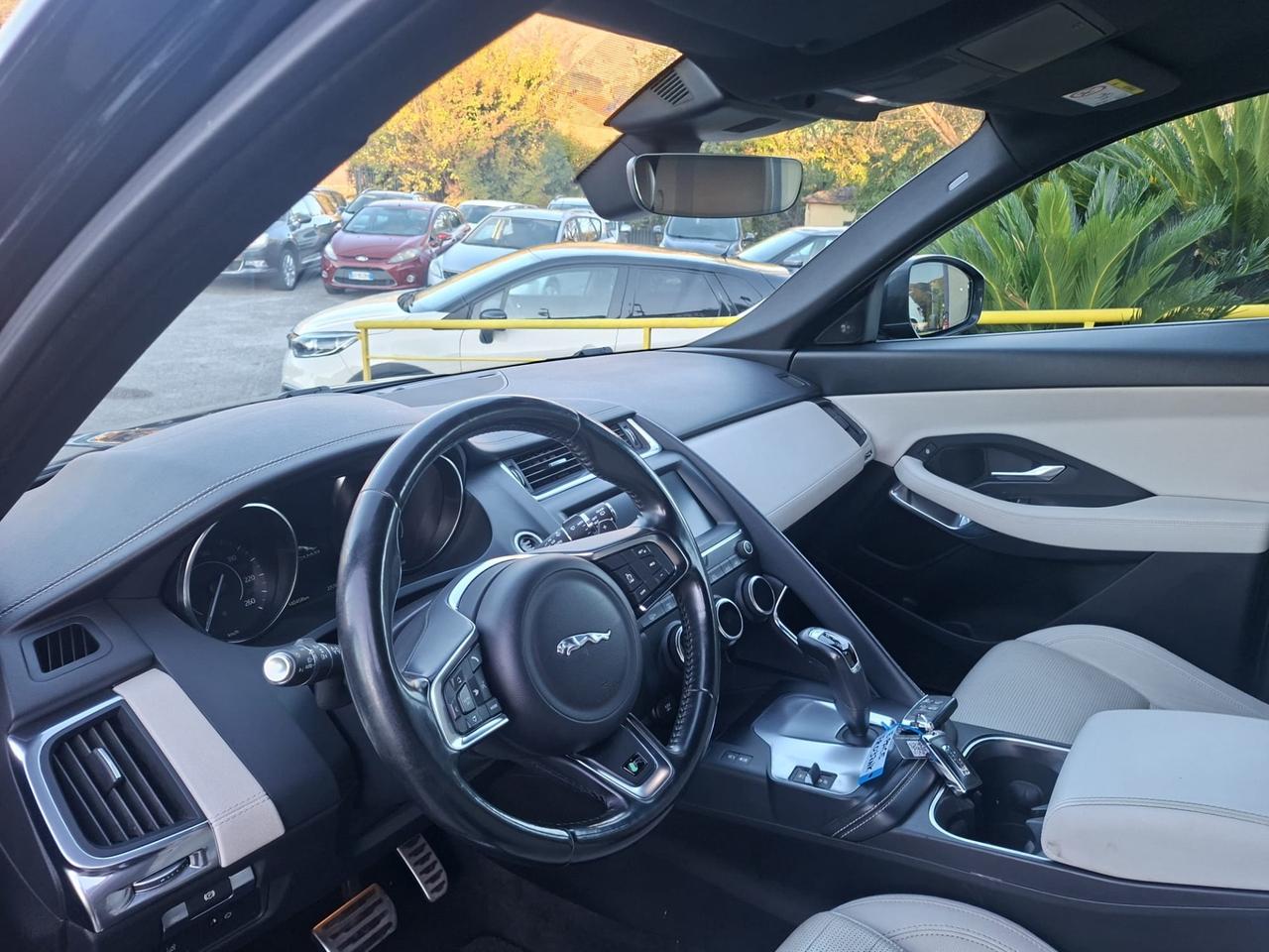 Jaguar E-Pace r sport full garantito 12 mesi accetto permute e finanziamenti