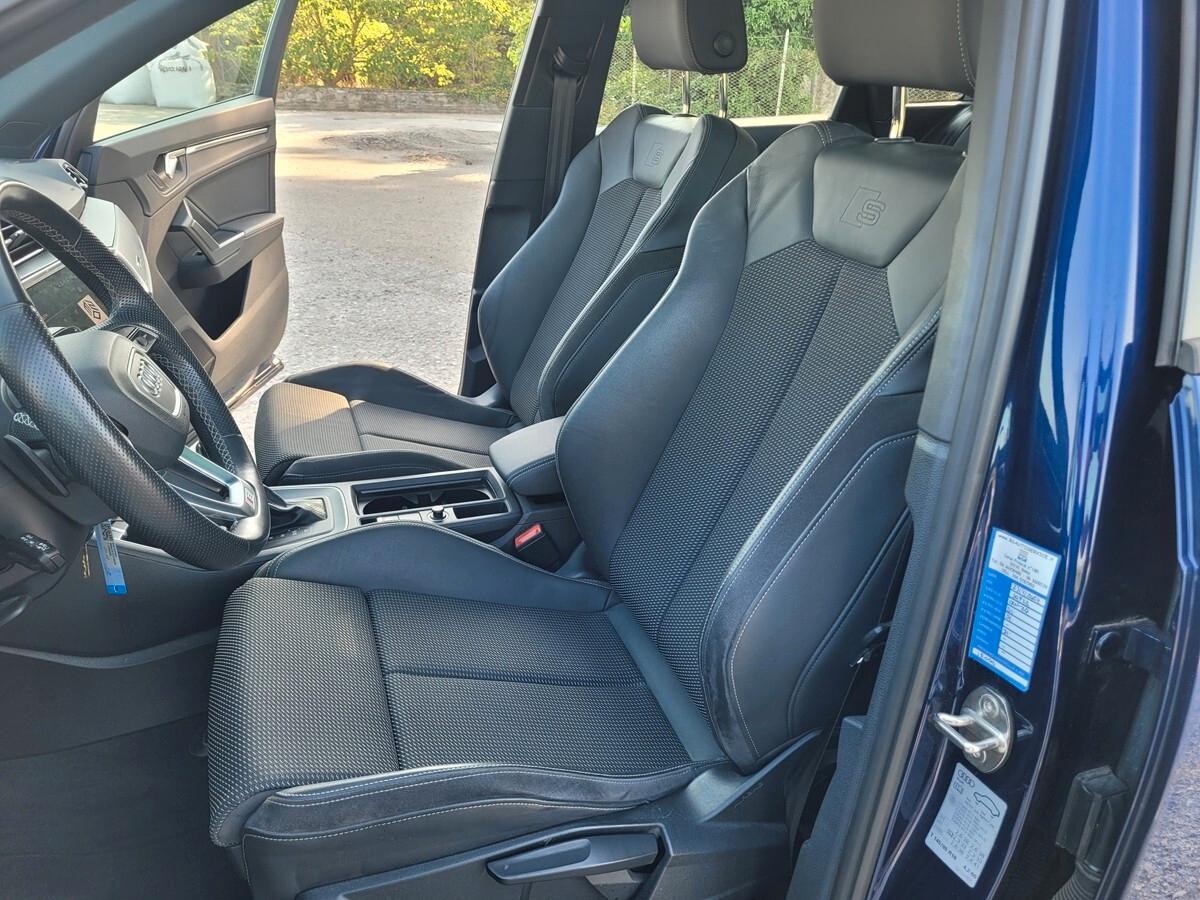 Audi Q3 35 TFSI S tronic Business interni s-line