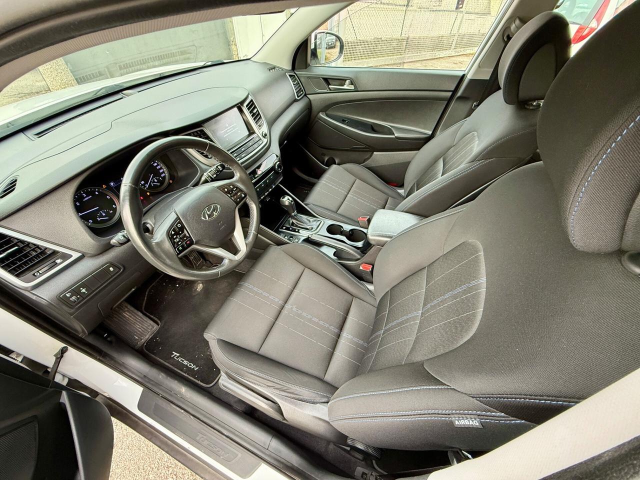 Hyundai Tucson 1.7 CRDi DCT Sound Edition AUTOM.