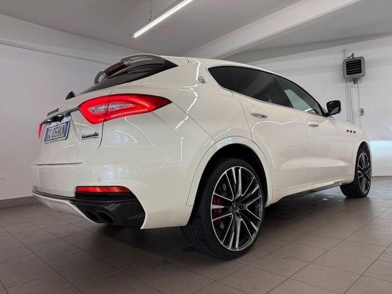 Maserati Levante V8 580 CV AWD Trofeo