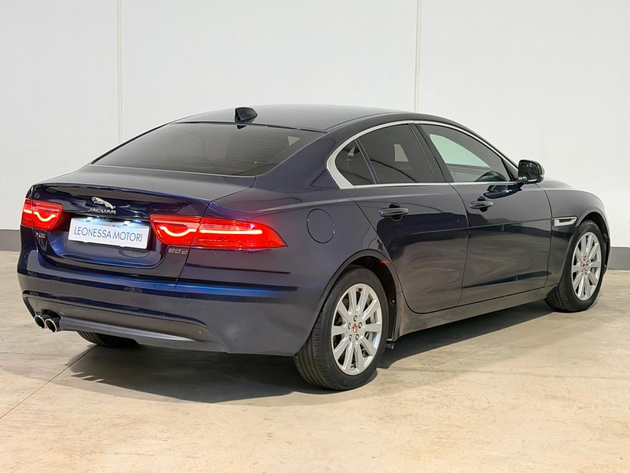 Jaguar XE 2.0 D 180 CV aut. Prestige