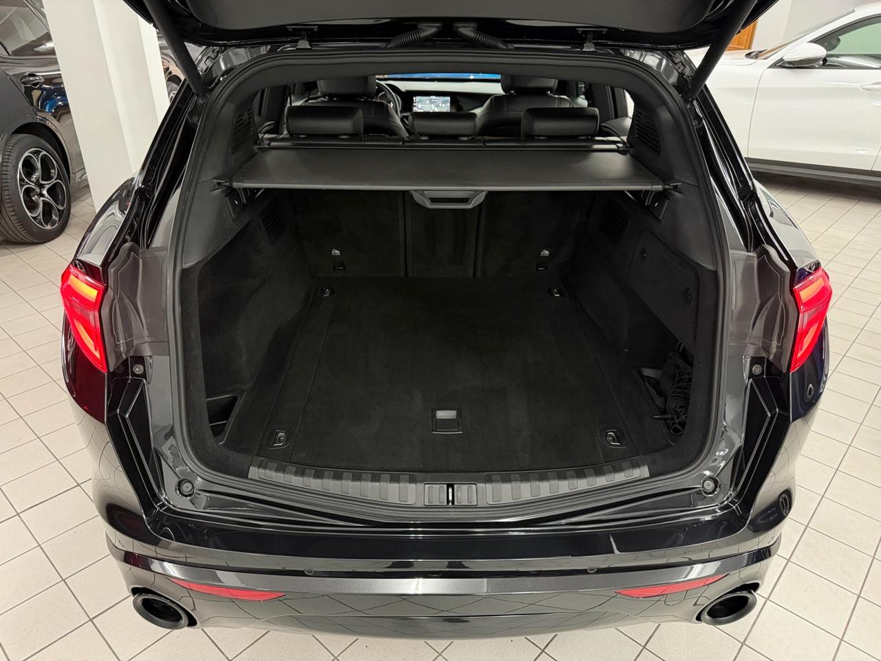 Alfa Romeo Stelvio 2.2 TD 210 CV VELOCE AT8 Q4 DISTRIBUZIONE ESEGUITA PERFETTA UNICO PROPRIETARIO TAGLIANDATA