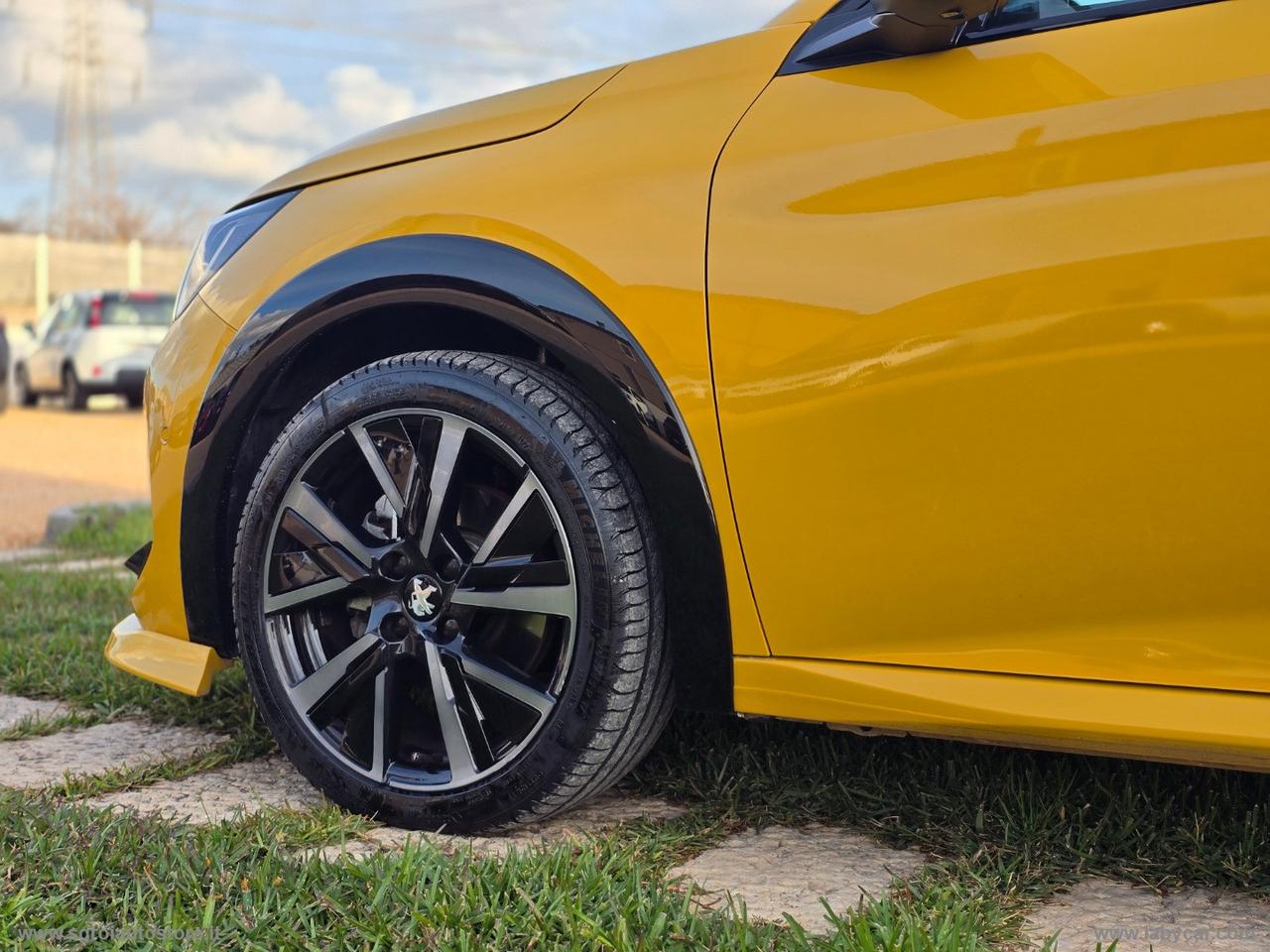 PEUGEOT 208 BENZ. 100CV 5p. GT