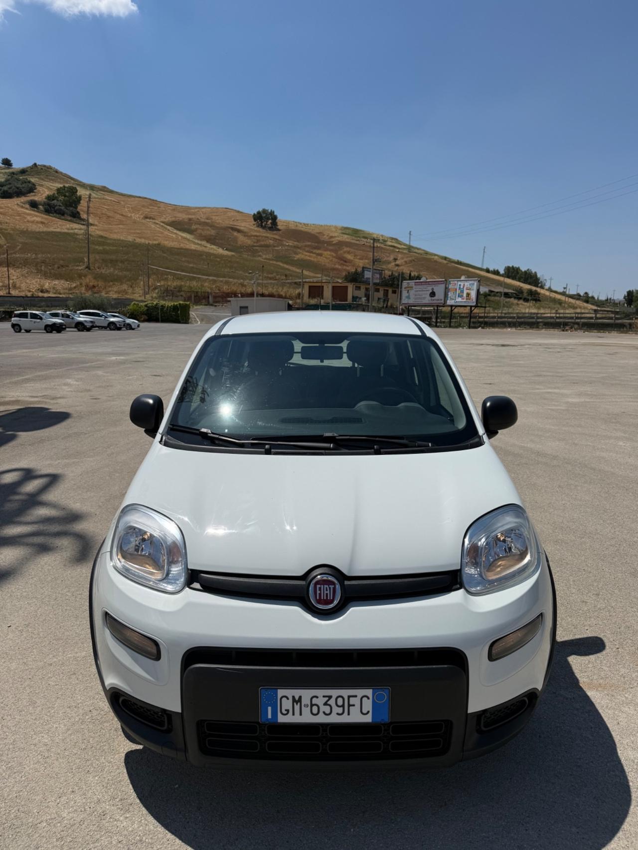 Fiat Panda 1.0 GSE S&S Hybrid Street Van 4 posti