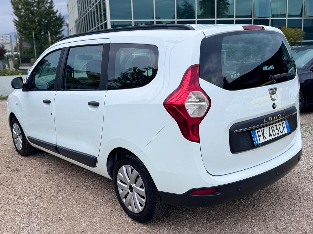 Dacia Lodgy 1.6 Benzina 7 posti 78.000km 2017