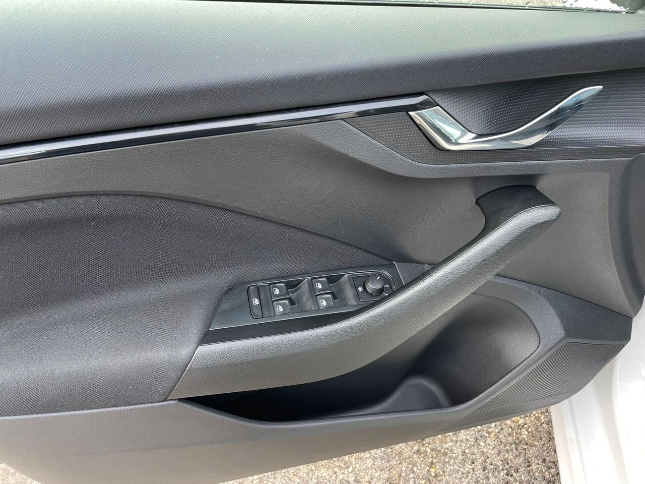 Skoda Kamiq 1.0 TSI Ambition 95cv 2023