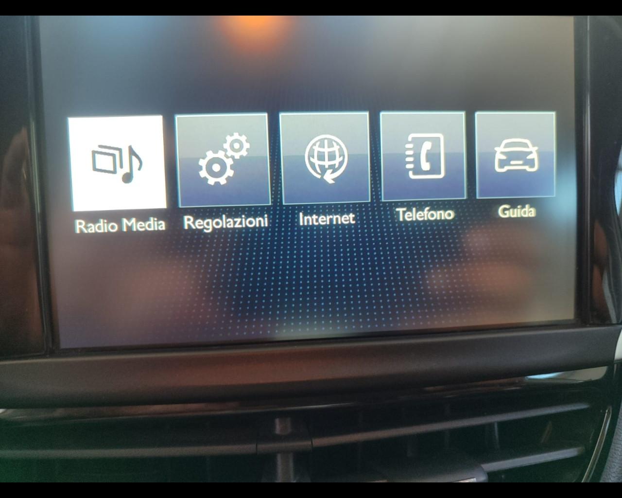 PEUGEOT PureTech 82 5 porte Allure