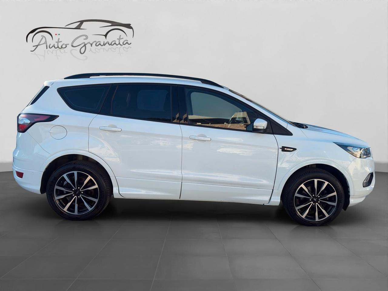 Ford Kuga 1.5 TDCi 120cv ST-Line COME NUOVA