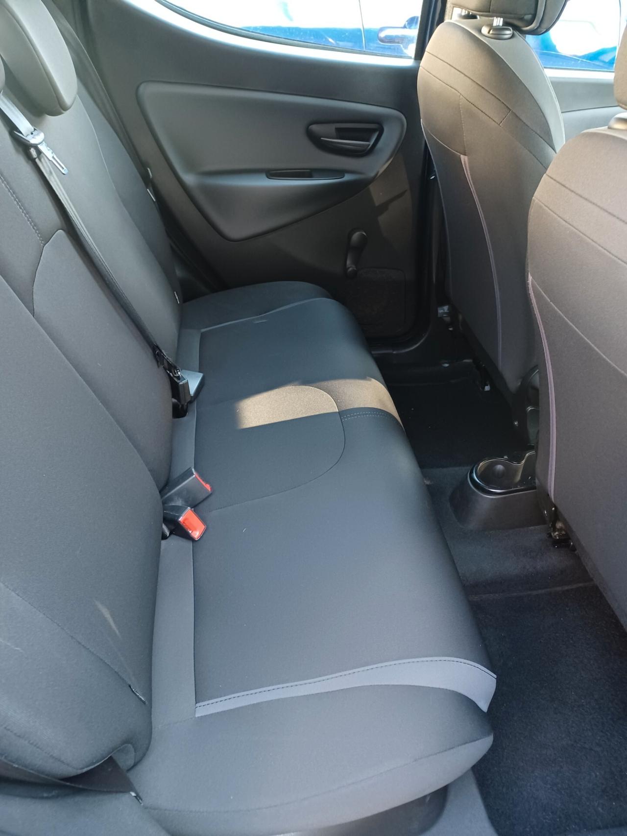 Lancia Ypsilon 1.2 5 porte Gold ANNO 2017 EURO 6