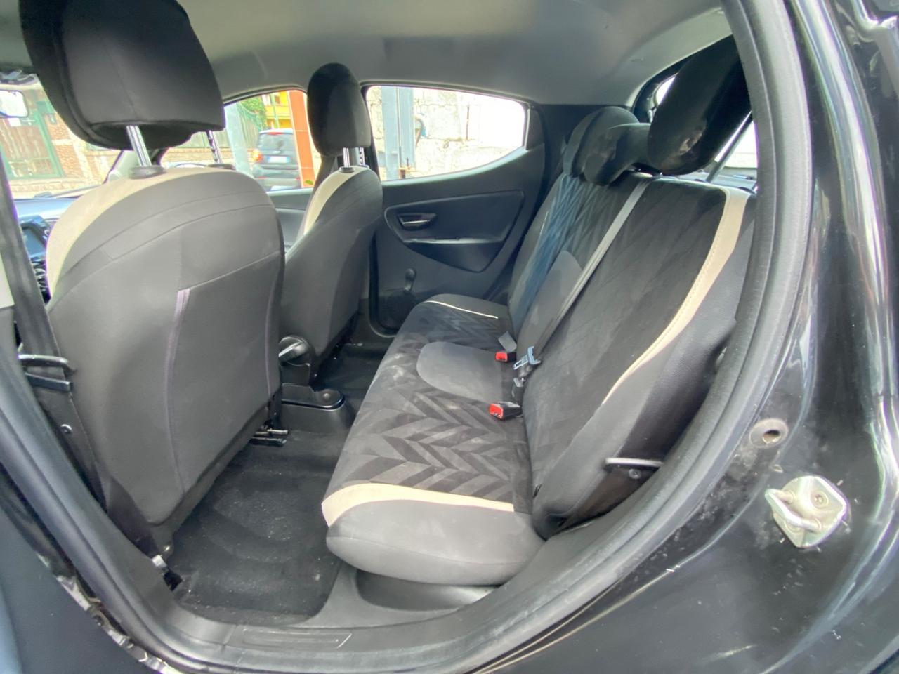 Lancia Ypsilon 1.2 69 CV 5 porte GPL Ecochic Mya