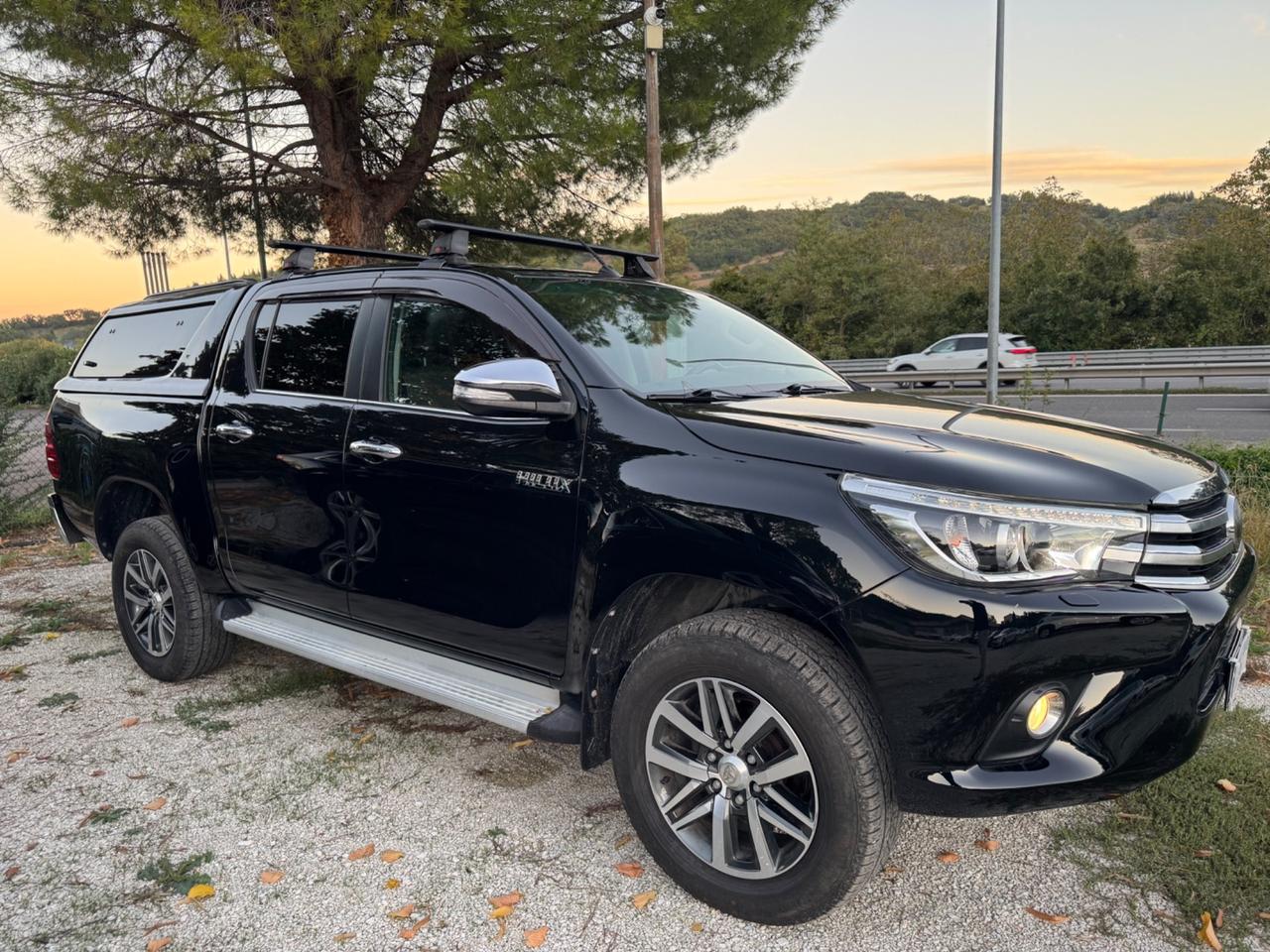 Toyota Hilux 2.4 D-4D 4WD Double Cab Comfort
