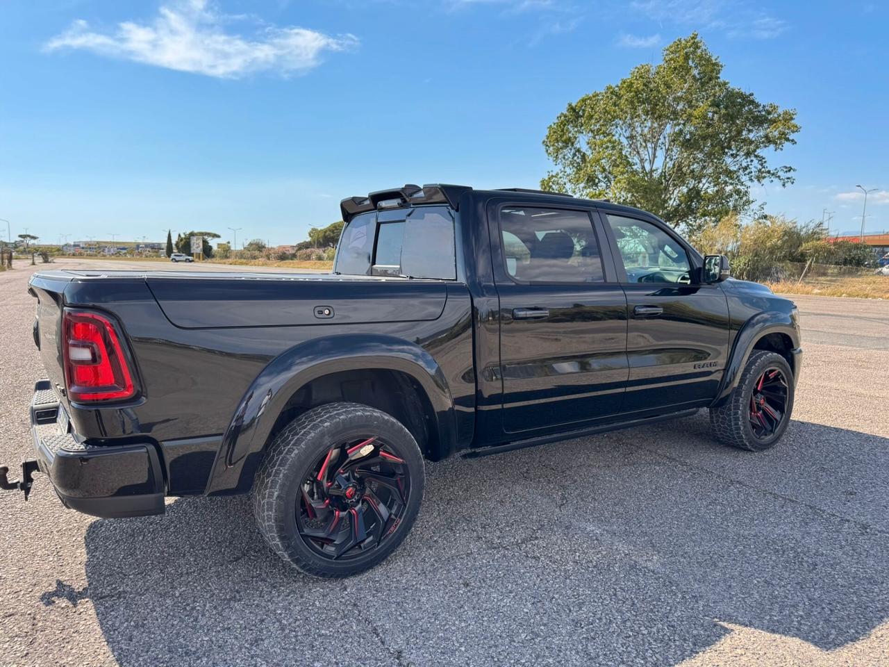 Dodge RAM 1500 3.0L I6 HURRICANE LARAMIE NIGHT PREMIUM