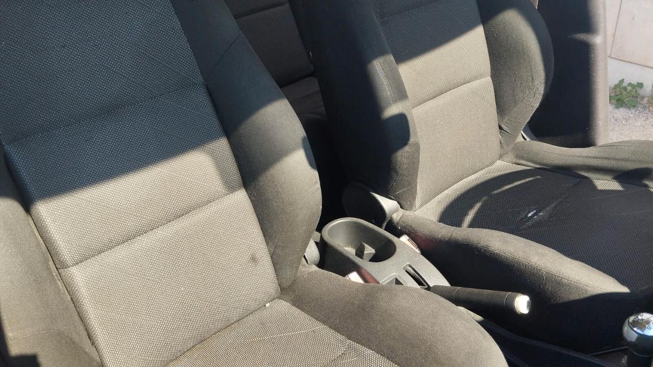 Peugeot 207 1.4 VTi 95CV 5p. ONE Line