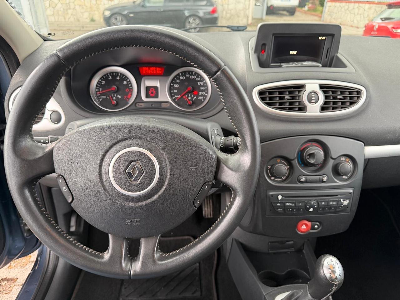 Renault Clio 1.2 16V 5 porte Yahoo!-11/2011