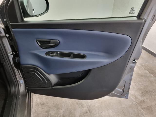 LANCIA Ypsilon 1.0 FireFly 5 porte S&S Hybrid silver