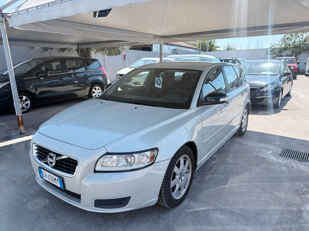 Volvo V50 D2 R-design