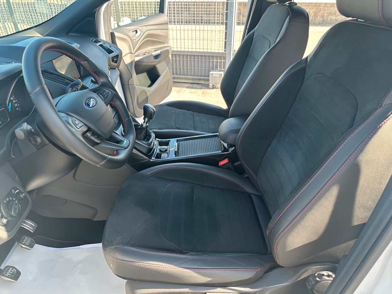 Ford Kuga 1.5 TDCI 120 CV S&S 2WD ST-Line /BELLISSIMA/NAVI/TELECAMERA/carplay