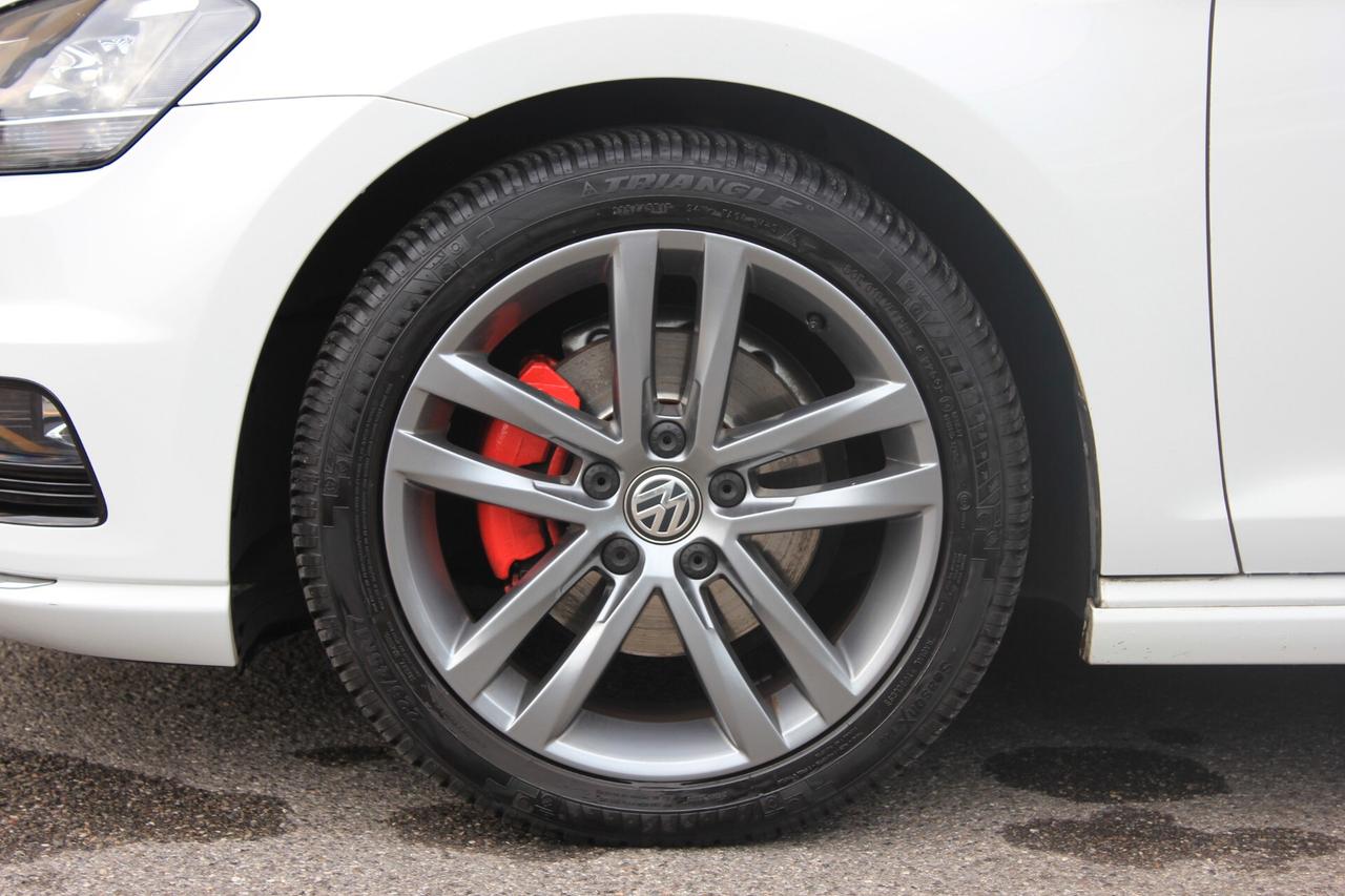 Volkswagen Golf VII 5p. R-Line 1.6 TDI 110CV TETTO PANORAMICO UNICO PROPRIETARIO