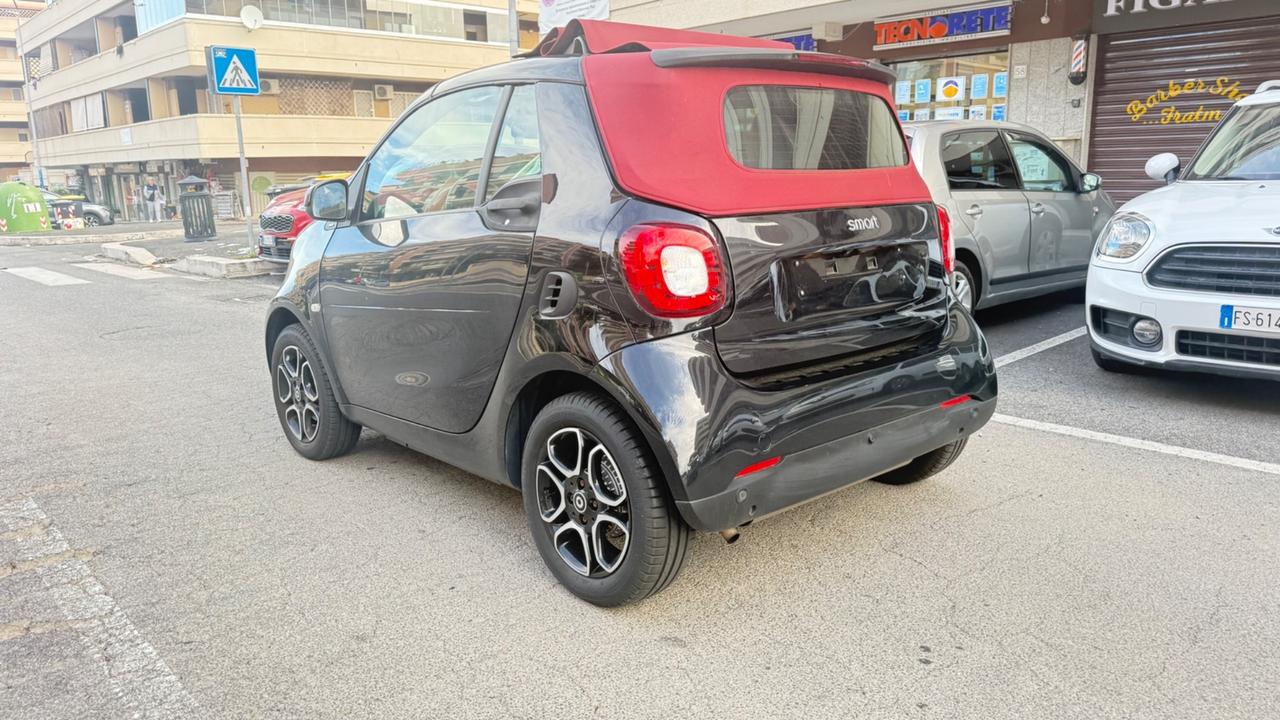 Smart ForTwo 90 0.9 T twinamic cabrio Prime LED NAVI KAMERA PDC BLUETOOTH