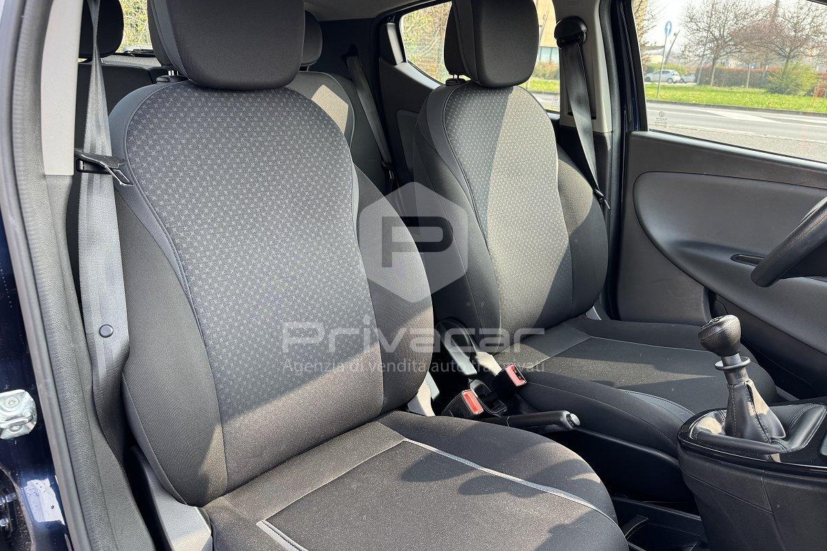 LANCIA Ypsilon 1.2 69 CV 5 porte Silver