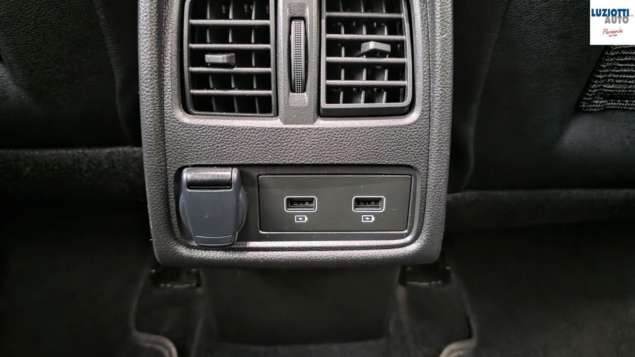 Renault Captur TCe 100 CV GPL Techno + Gancio Traino